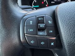 Fahrzeugabbildung Ford Transit Custom L2 Navi Sitzh Klima 2xTür AHK 1.H