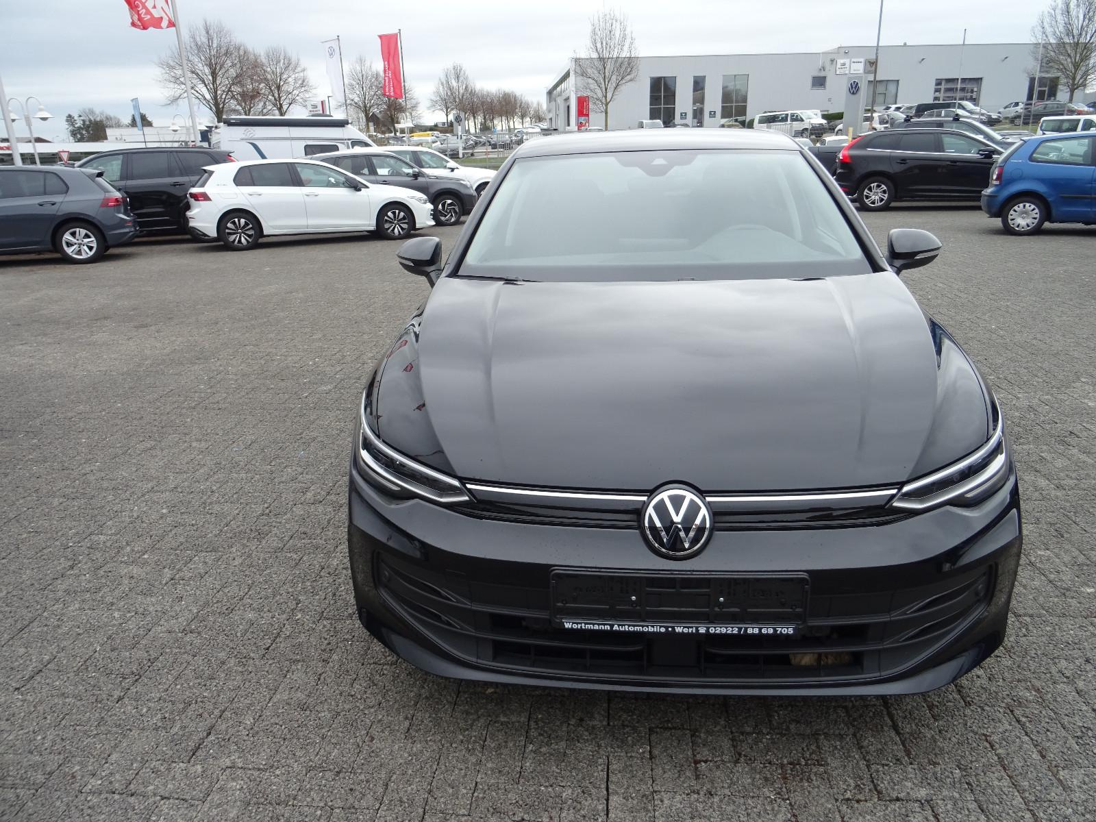 Volkswagen Golf VIII Lim. Life 1.5 LED Navi PDC Tempomat