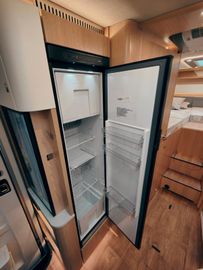 Fahrzeugabbildung HYMER / ERIBA / HYMERCAR B-KLASSE MODERN COMFORT BMC-I 680 PREMIUM