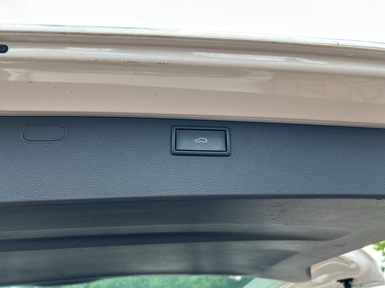 T6.1 Multivan Highline 2.0 TDI 4Motion, Navi, Zu
