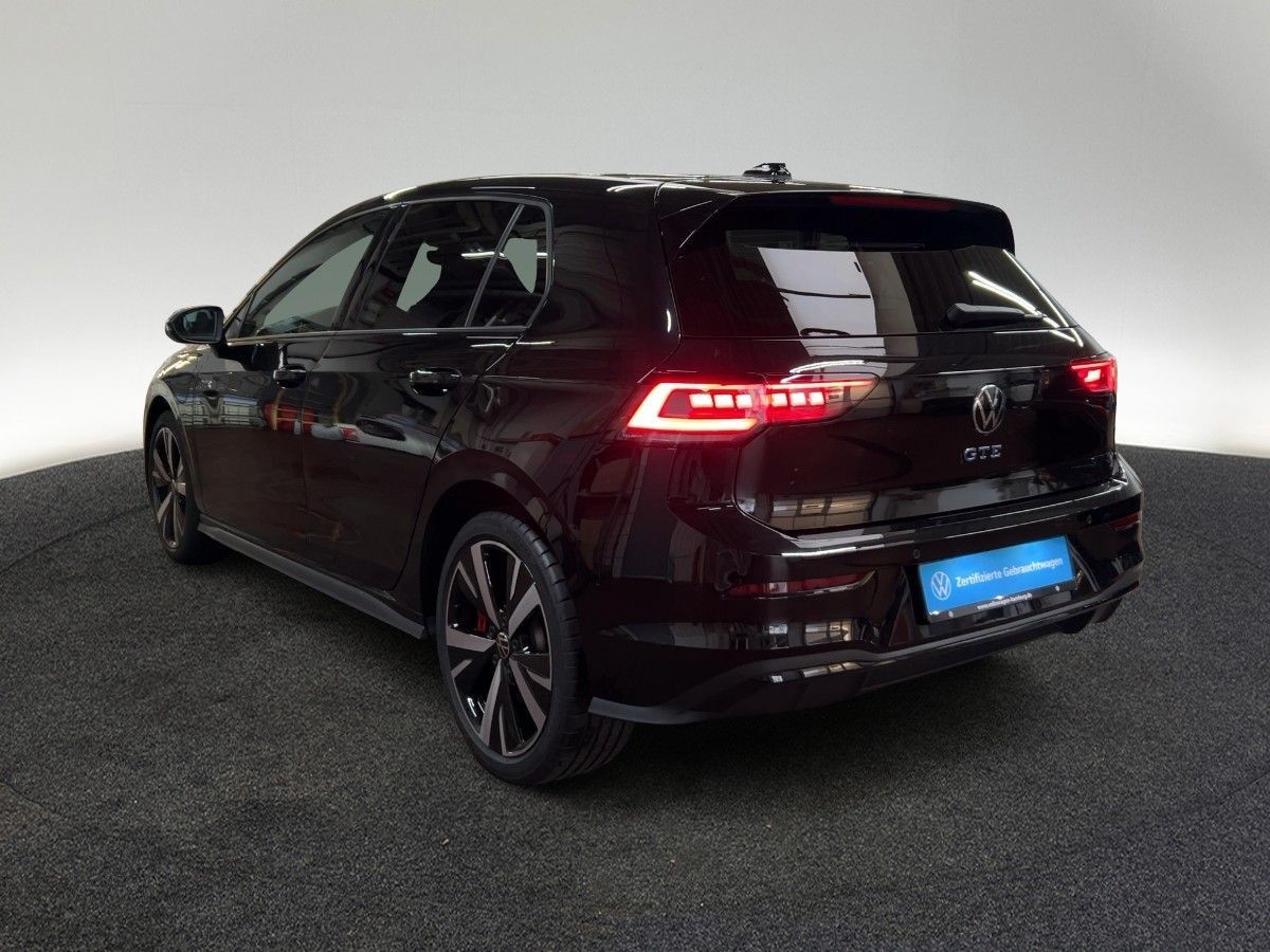 Volkswagen Golf - Bild 3