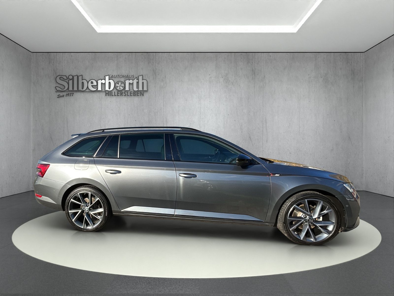 Skoda Superb Combi Sportline 4x4 foto 6