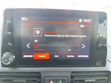 Citroën Berlingo Feel 1.5 BHDi 130 °AHK°PDC°SHZ°Tempomat