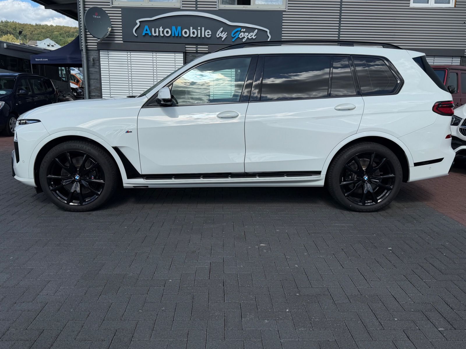 BMW X7 xDrive 40 d M Sport 1.Hand Sky Pano 7Sitz foto 2