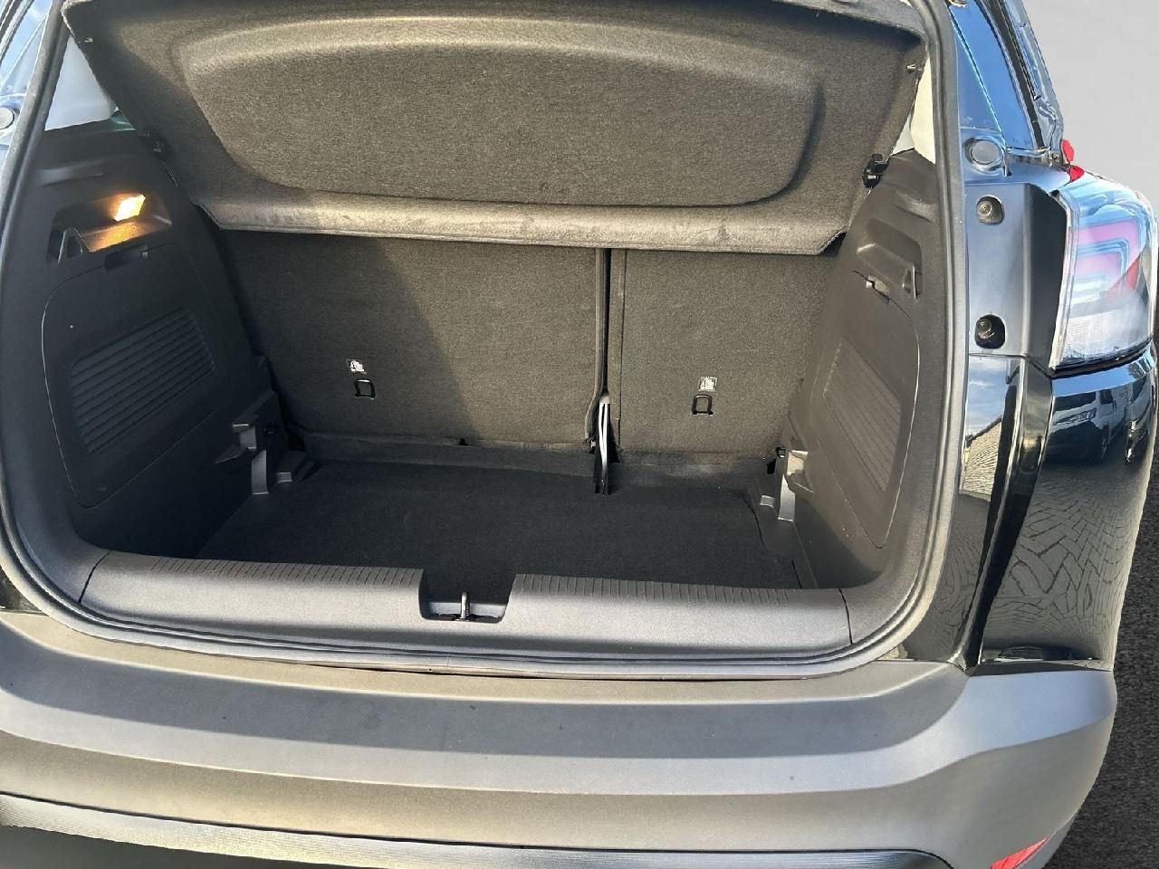 Fahrzeugabbildung Opel Crossland GS Line, Automatik