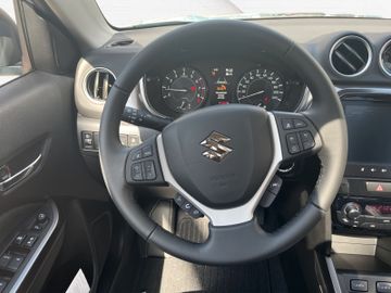 Fotografie des Suzuki Vitara 1.4 Comfort+ Kamera PANO ACC LED Sitzh.