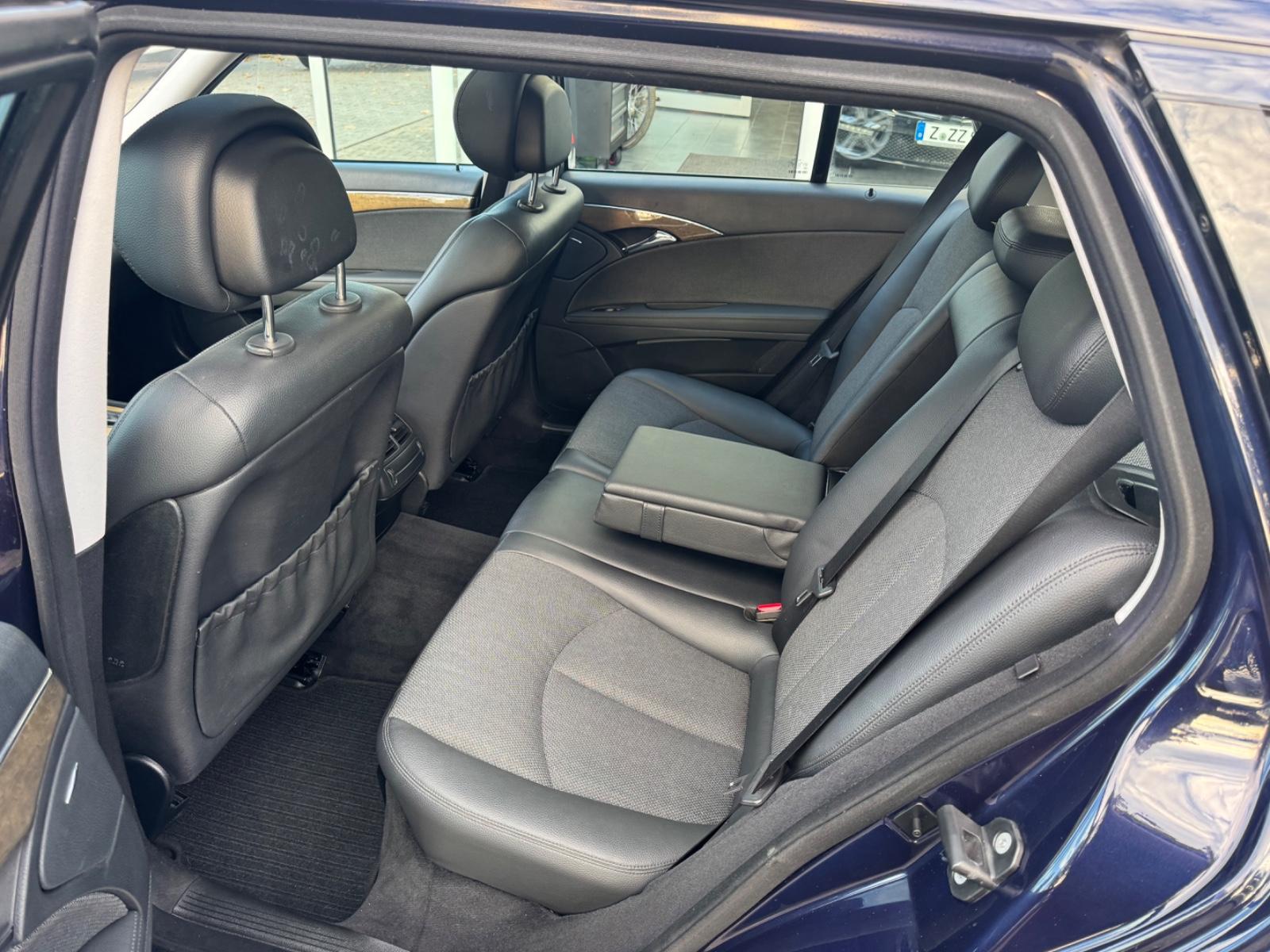 Mercedes-Benz E280 2007 — photo 19