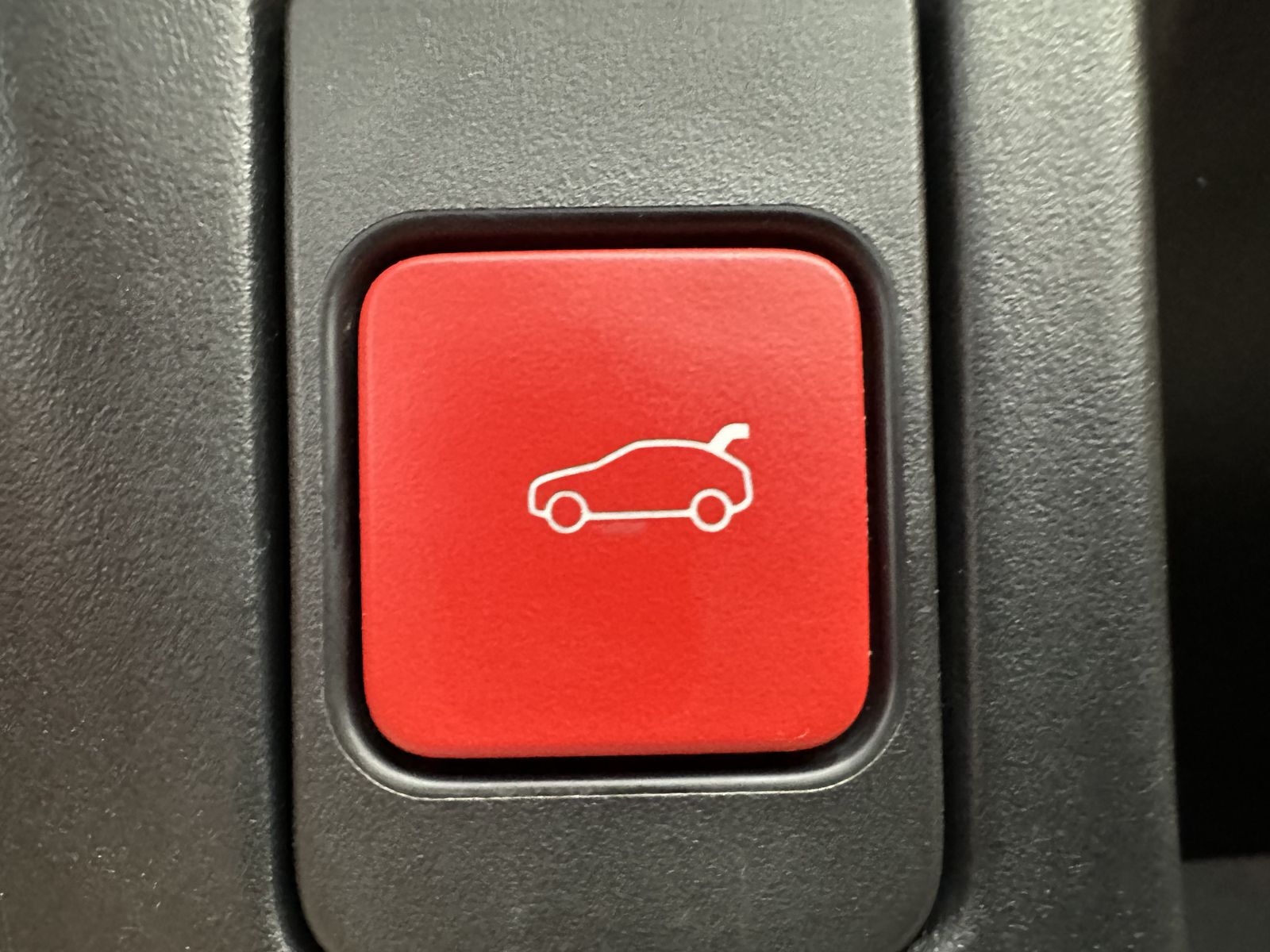 Fahrzeugabbildung Opel Astra SpT 1.5 D Aut. Elegance NAV+LED+KAM+WIDE