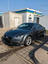 Audi TT Coupe 2.0 TFSI S tronic quattro S-line - graue Audi TT