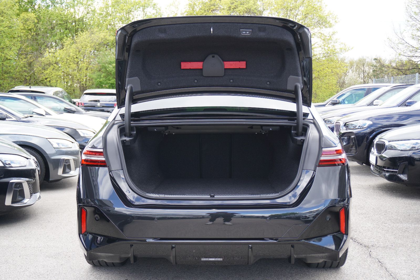 BMW i5 M60 xDrive Lim.*NAVI*LEDER*LED*SEHR GEPFLEGT* foto 7