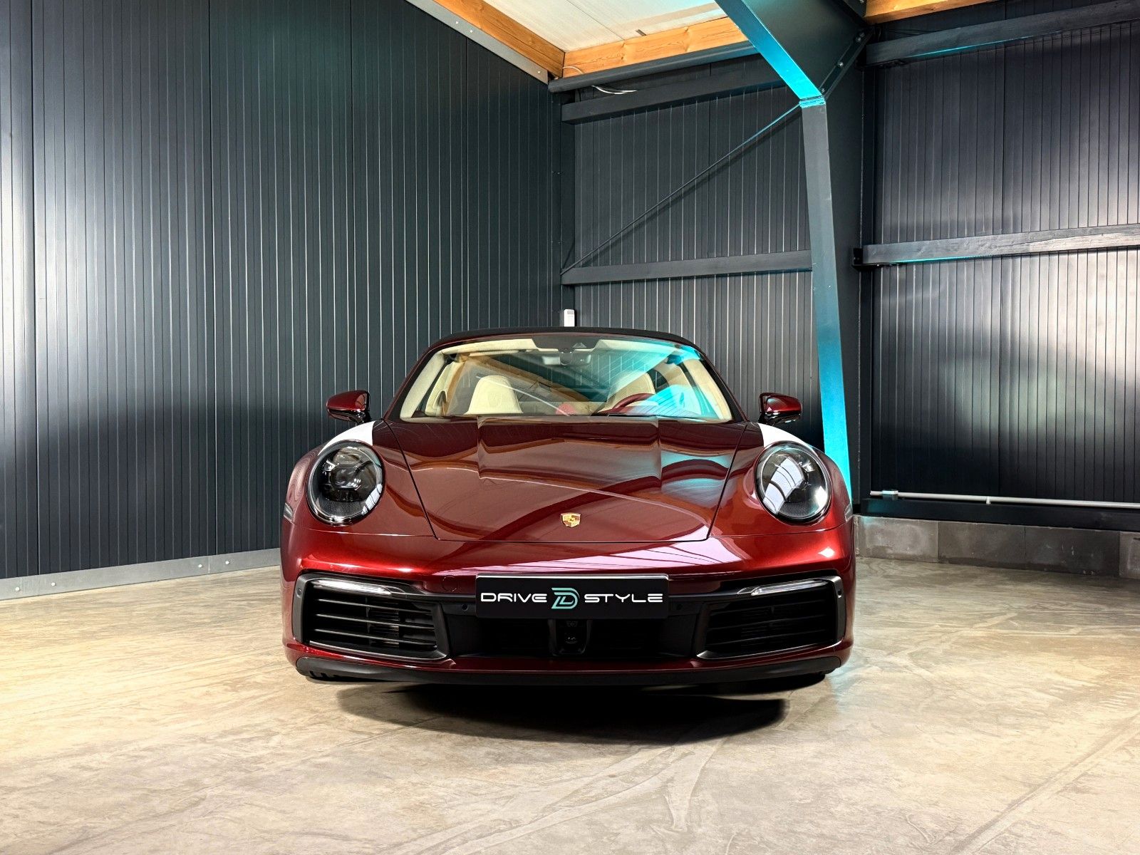 Fahrzeugabbildung Porsche 911 Targa 4 S Heritage Design Edition + N1. 173