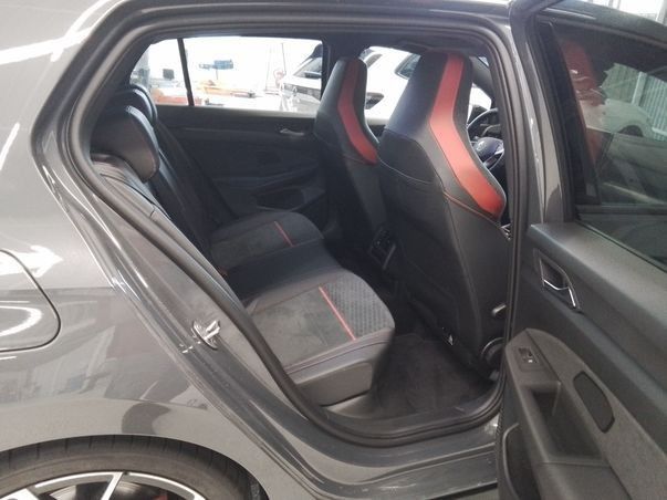 Volkswagen Golf VIII GTI Clubsport 2.0 TSI DSG Klima Navi foto 5
