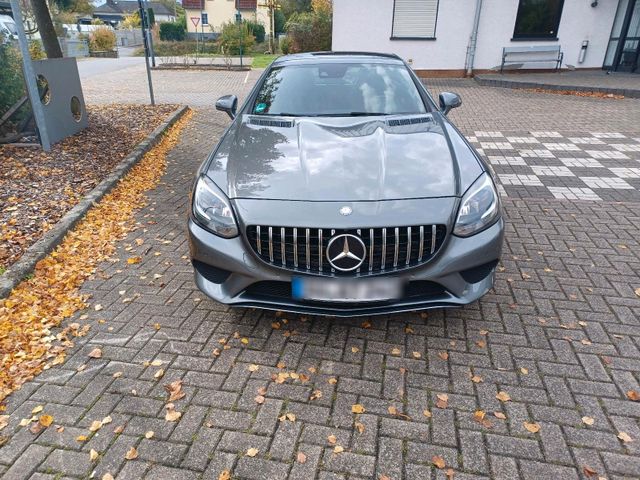 Mercedes-Benz SLC 180