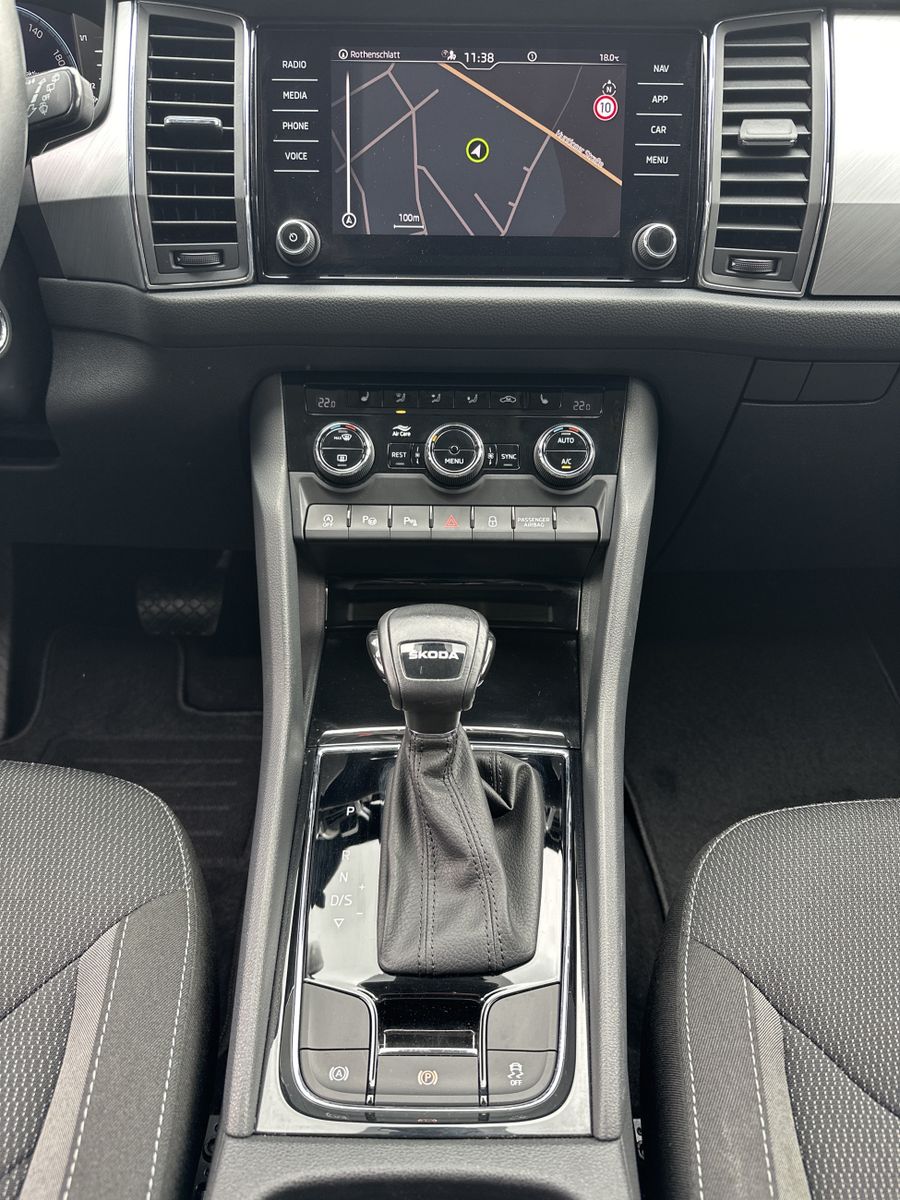 Fahrzeugabbildung SKODA Kodiaq Ambition NAV+MATRIX+ACC+AHK+KAMERA+17ZOLL