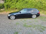 BMW E91 330i Touring**Einparkhilfe**AHK**Klima** - BMW 330 mit Benzin-Antrieb: Kombi, 330i E91