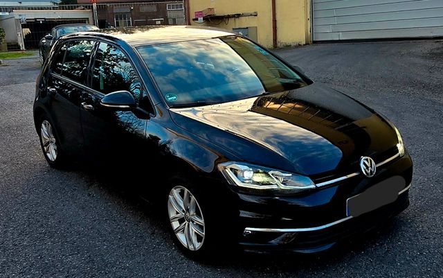 Volkswagen Golf 1.0 TSI*TÜV NEU*DIGITAL COCKPIT*KAMERA*NAVI