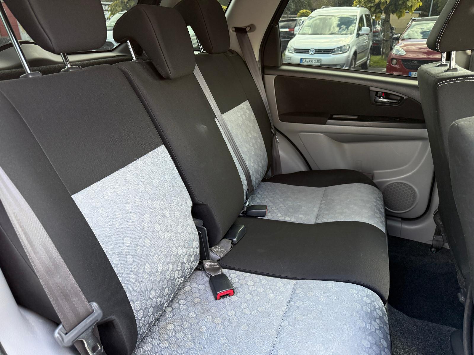 Suzuki SX4 Style 4x4+Klimaauto+SHZ+Temp+ZV+LM+
