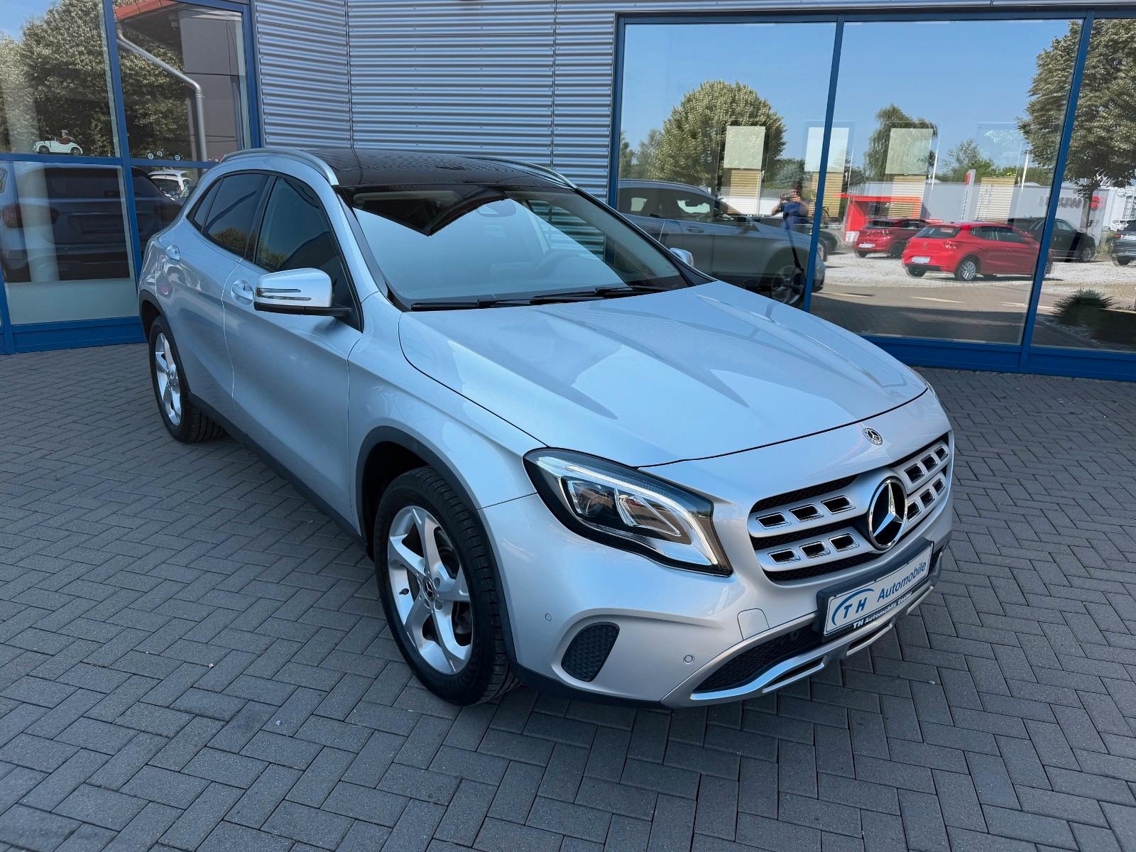 Mercedes-Benz GLA 250 4Matic/Pano./Kamera/Navi