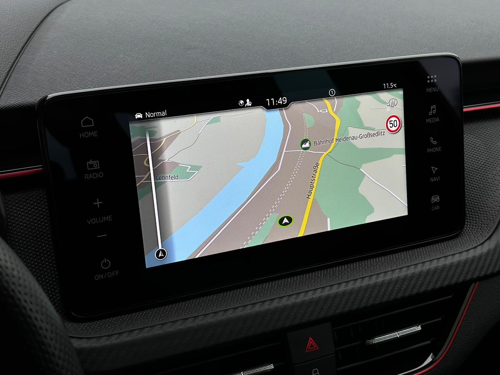 SKODA Kamiq 1.5TSI - Image 13