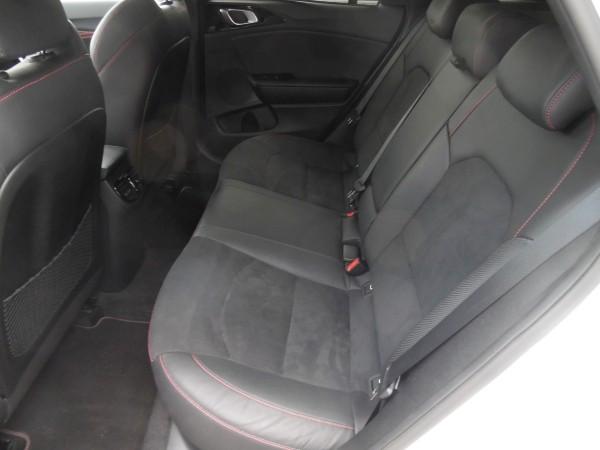 Kia ProCeed GT / mit Klappensteuerung