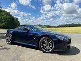 Aston Martin V8 Vantage  - Aston Martin V8 Vantage: Cabrio