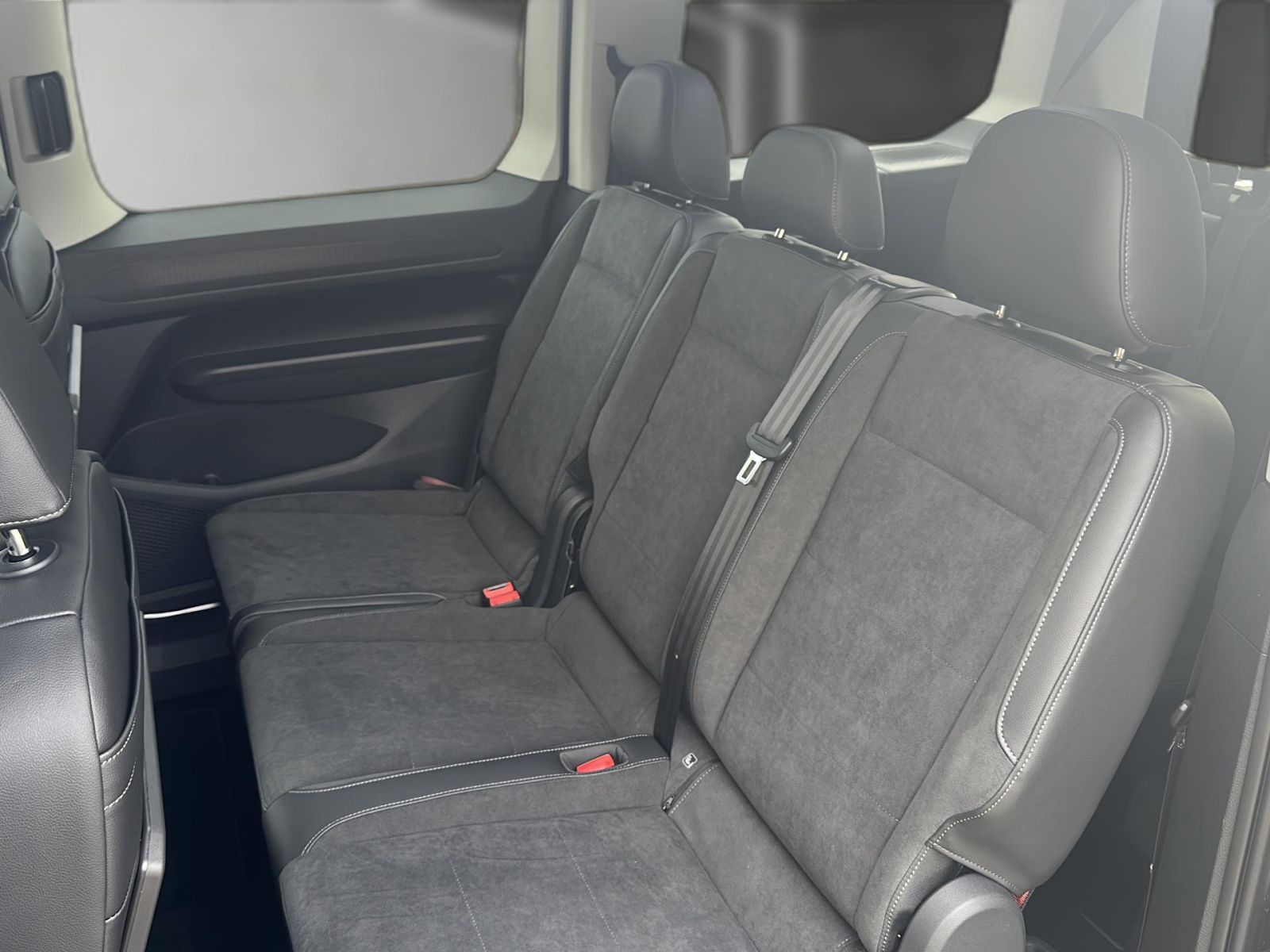 Volkswagen Caddy Maxi - Bild 15