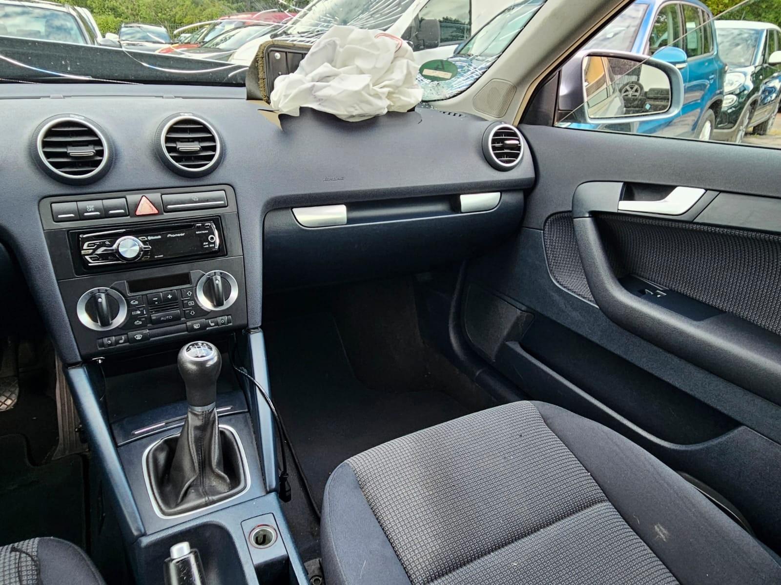 Audi A3 2005 — photo 11