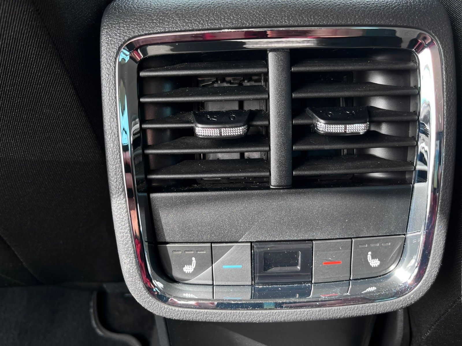 Fahrzeugabbildung SKODA Octavia Combi Style elekt. Sitze virtual  uvm.