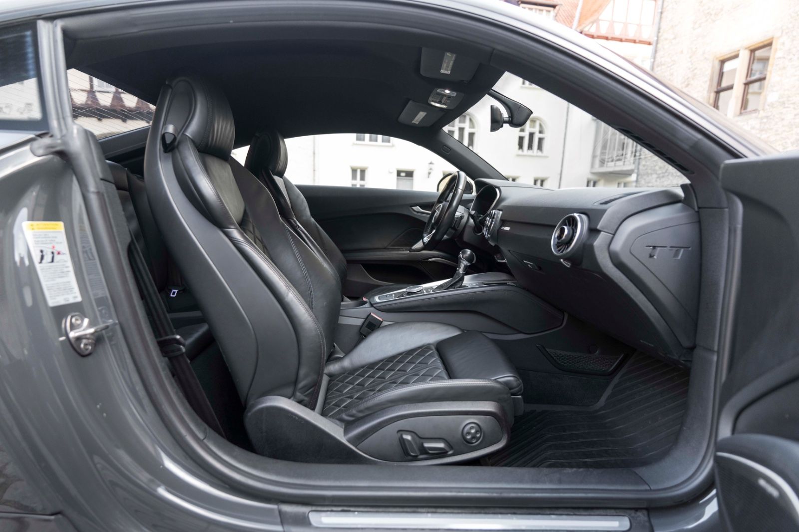 Fahrzeugabbildung Audi TT Coupe 2.0TFSI S-Tronic KAM B&O LED QUATTRO