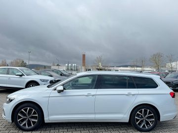 Volkswagen Passat Variant - 2