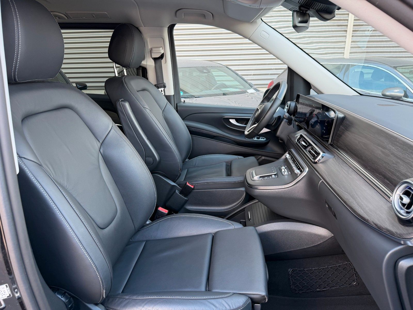 Fahrzeugabbildung Mercedes-Benz V 250 d AVA DISTRONIC 360Kamera elektr. Türen