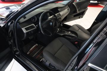 BMW 525 - 12