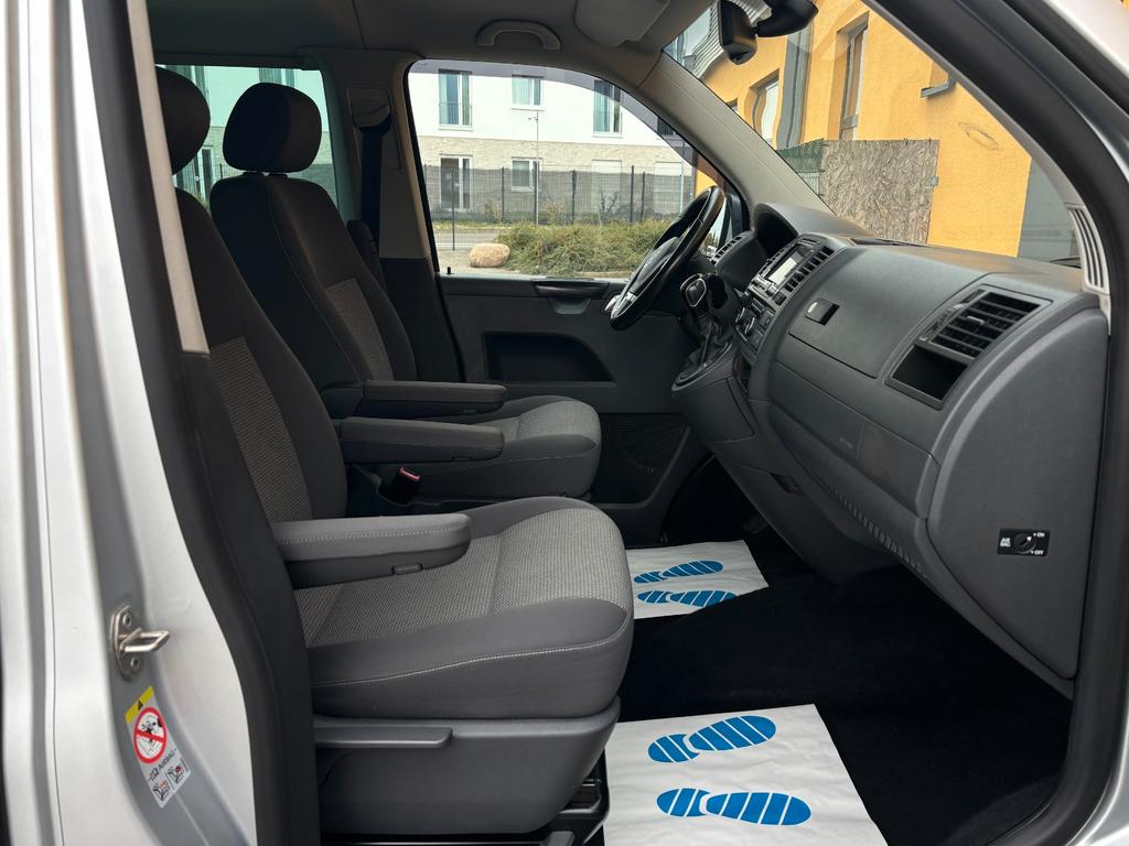 Volkswagen T5 Caravelle