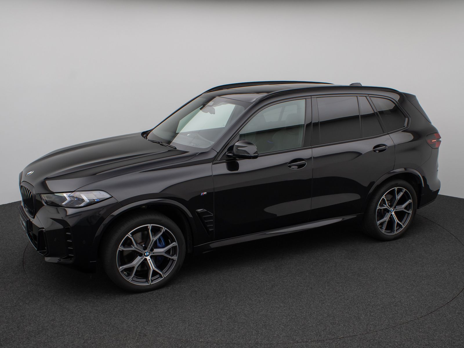 Fahrzeugabbildung BMW X5 xD30d M Sport Pro Panoram 360°HUD DAB H/K AHK