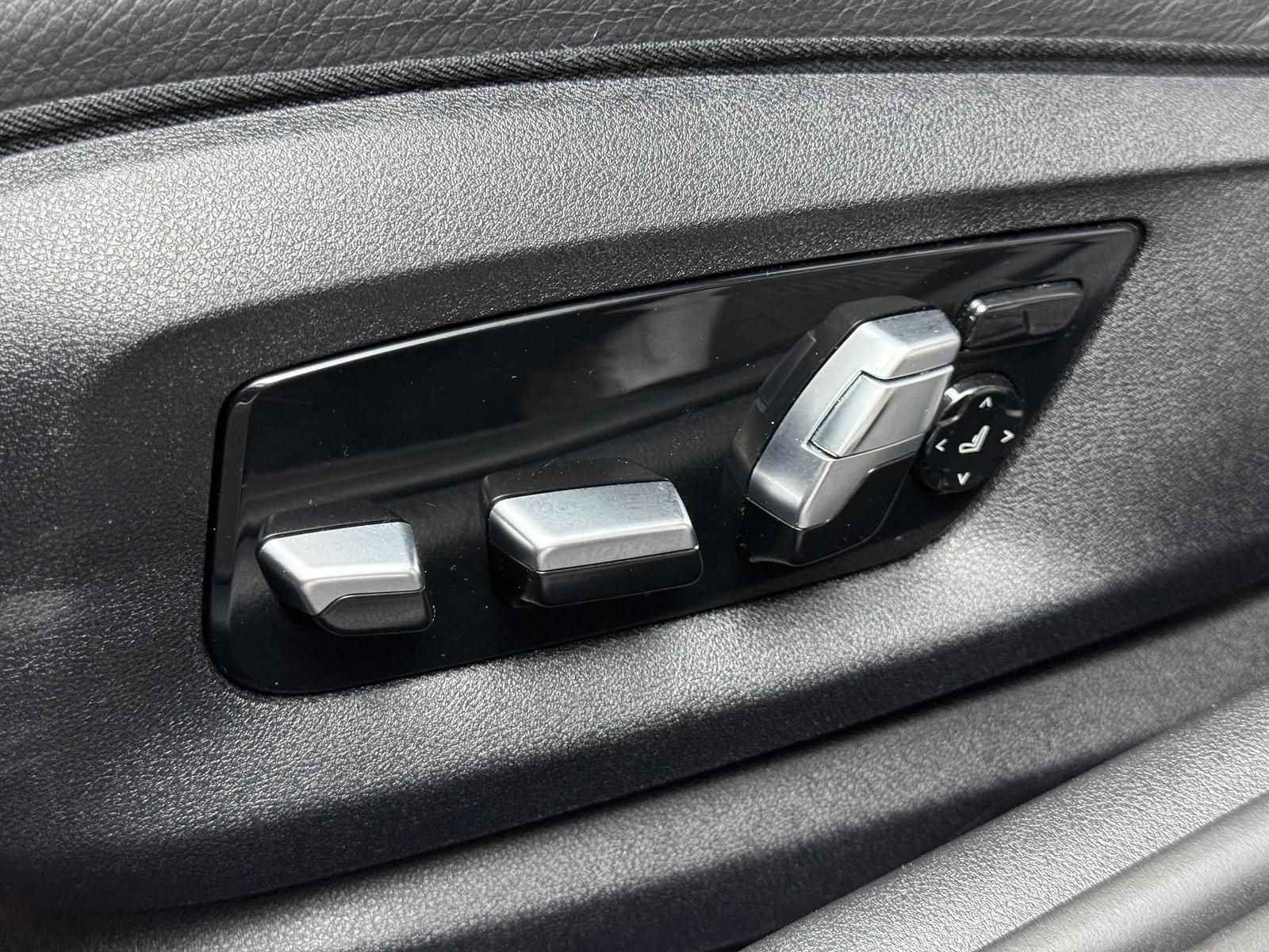 Fahrzeugabbildung BMW d*XDRIVE*M-PAKET*AHK*H&K*LIVE*360°HUD*KEYL*DAB