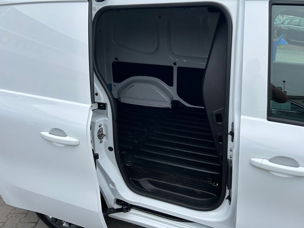 Fahrzeugabbildung Mercedes-Benz Citan 110 CDI PRO, Klima, PTS, DAB, SHZ, Tempoma