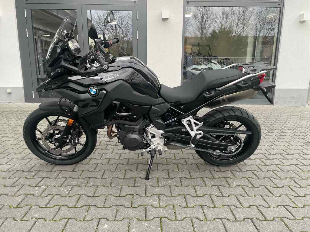 BMW F 800 GS Triple Black Tieferlegung