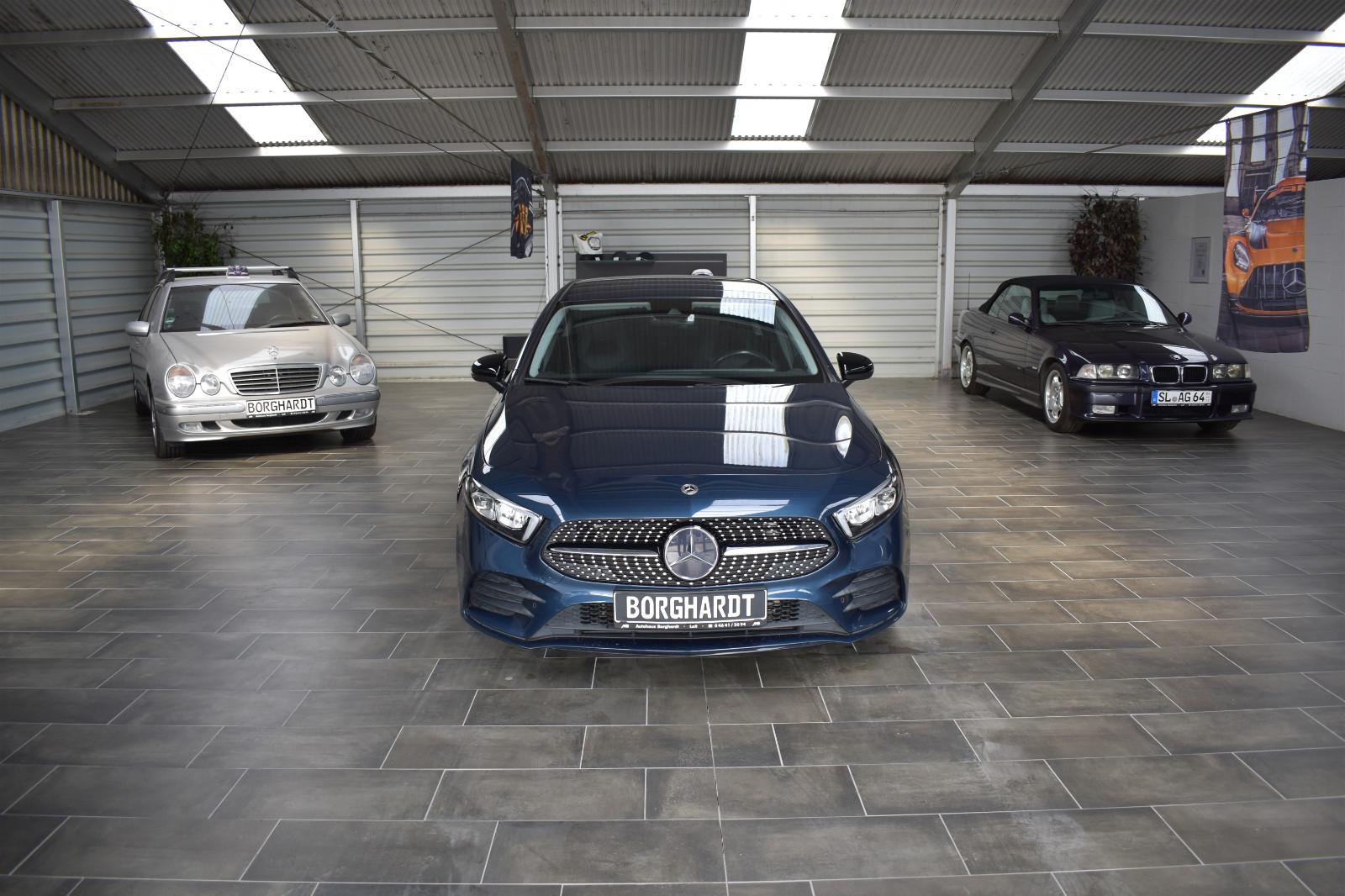 Mercedes-Benz A 180 AMG NIGHTPAKET