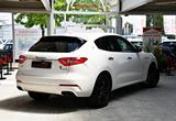 Maserati Levante 3.0 V6 Q4 Carbon Alcantara 360° ACC - Maserati Gebrauchtwagen
