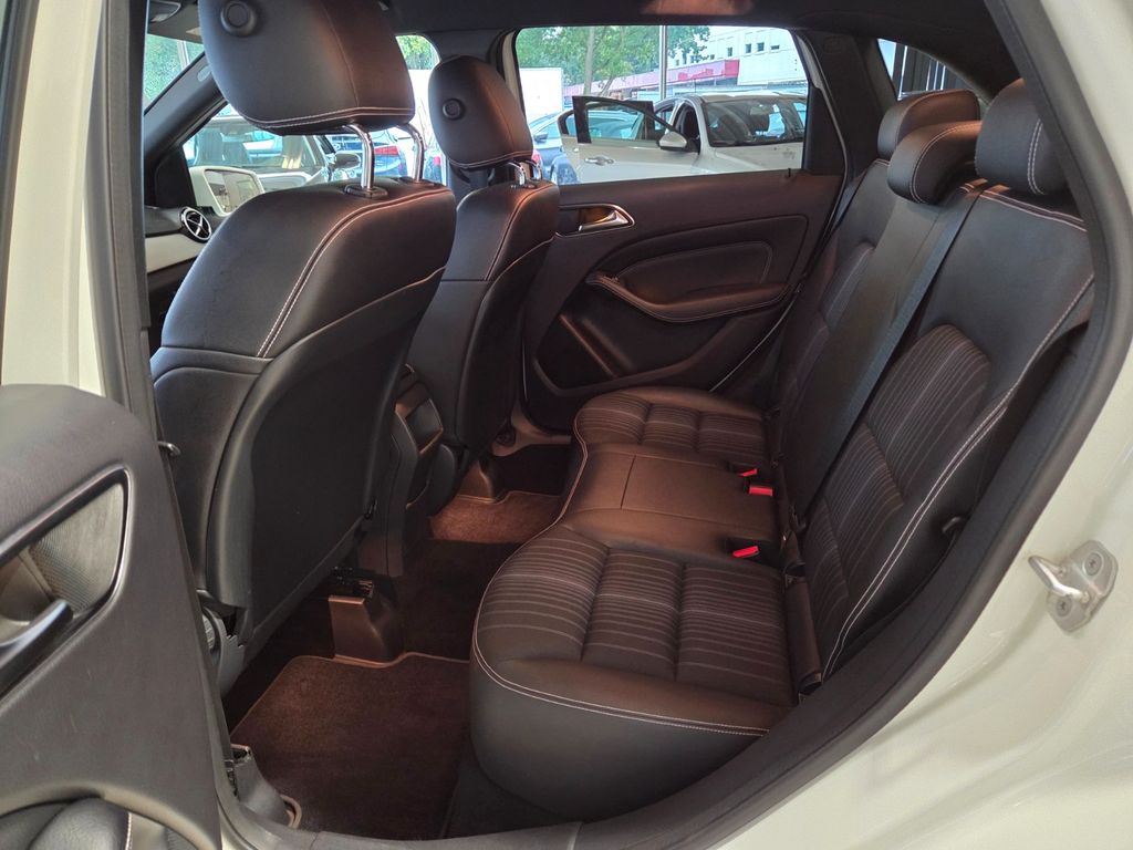Mercedes-Benz B 180 B B 180 BlueEFFICIENCY HU AU NEU – Ansicht 11