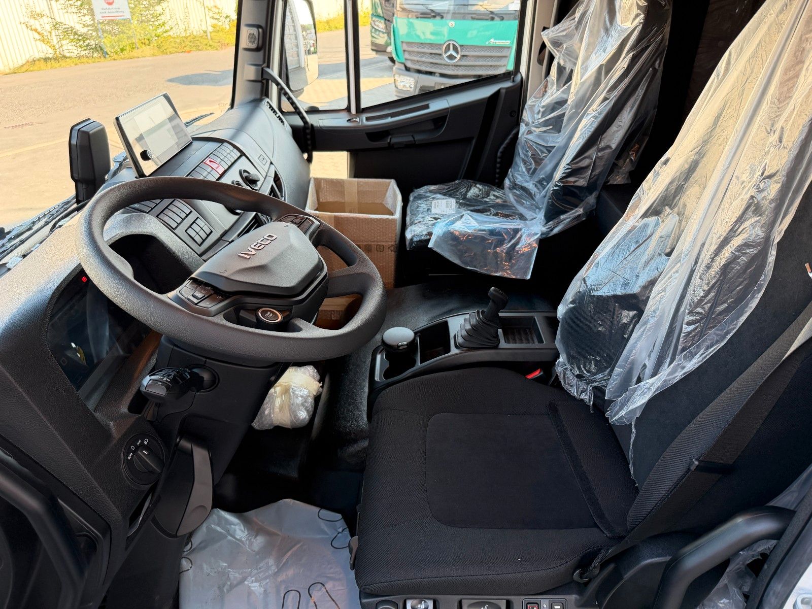 Fahrzeugabbildung Iveco Eurocargo ML75E21/P Bett AHK Klima Standheizung