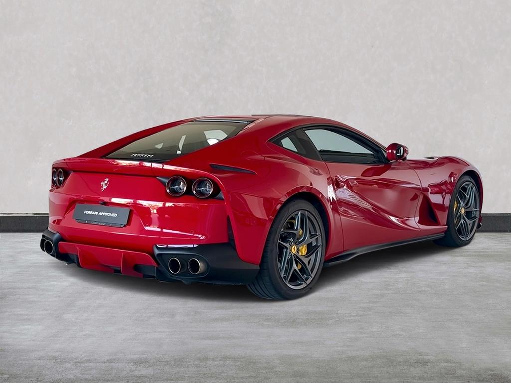 Ferrari 812