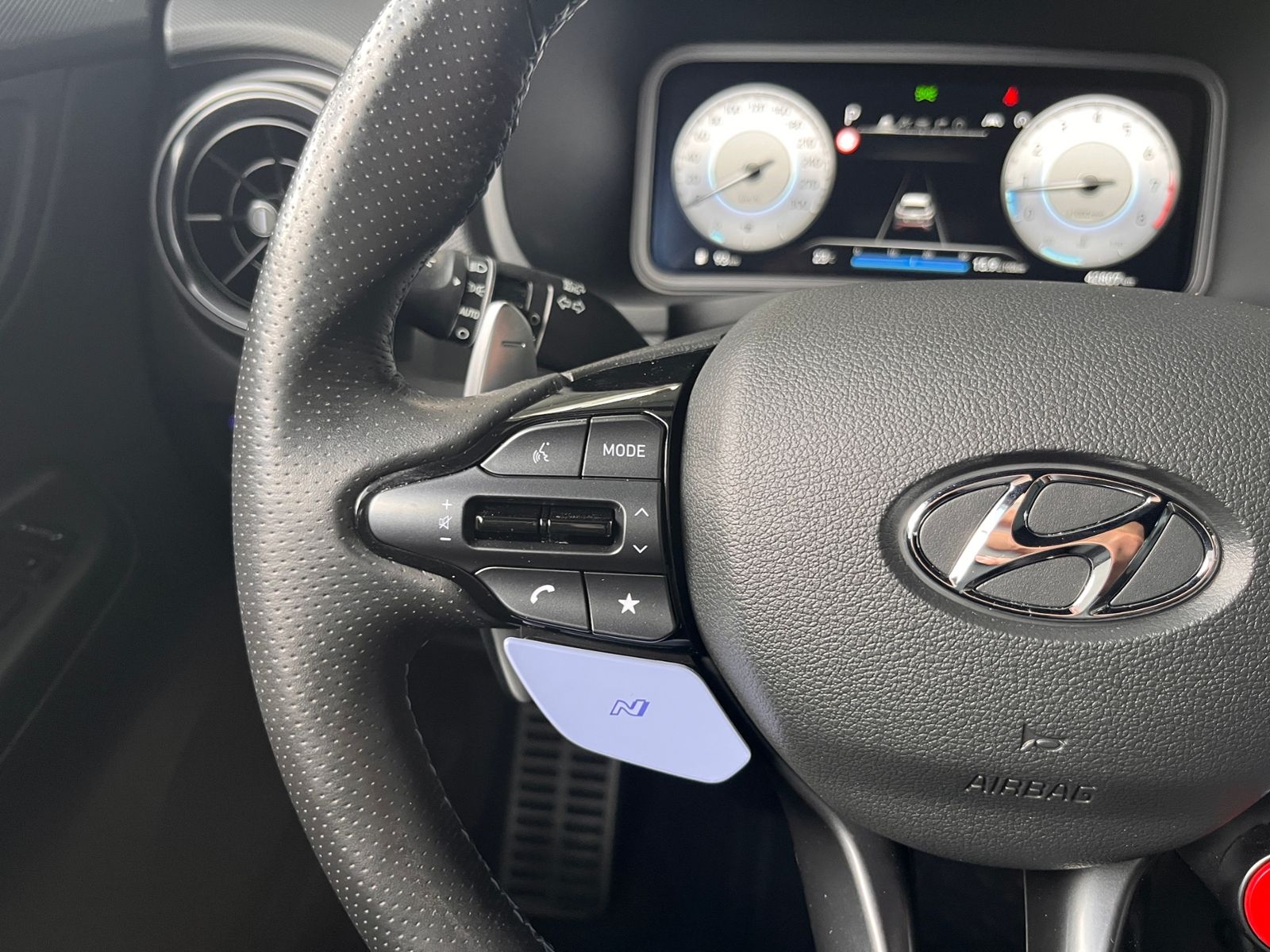 Fahrzeugabbildung Hyundai KONA N Performance 2WD KOMFORT LED NAV SHZ