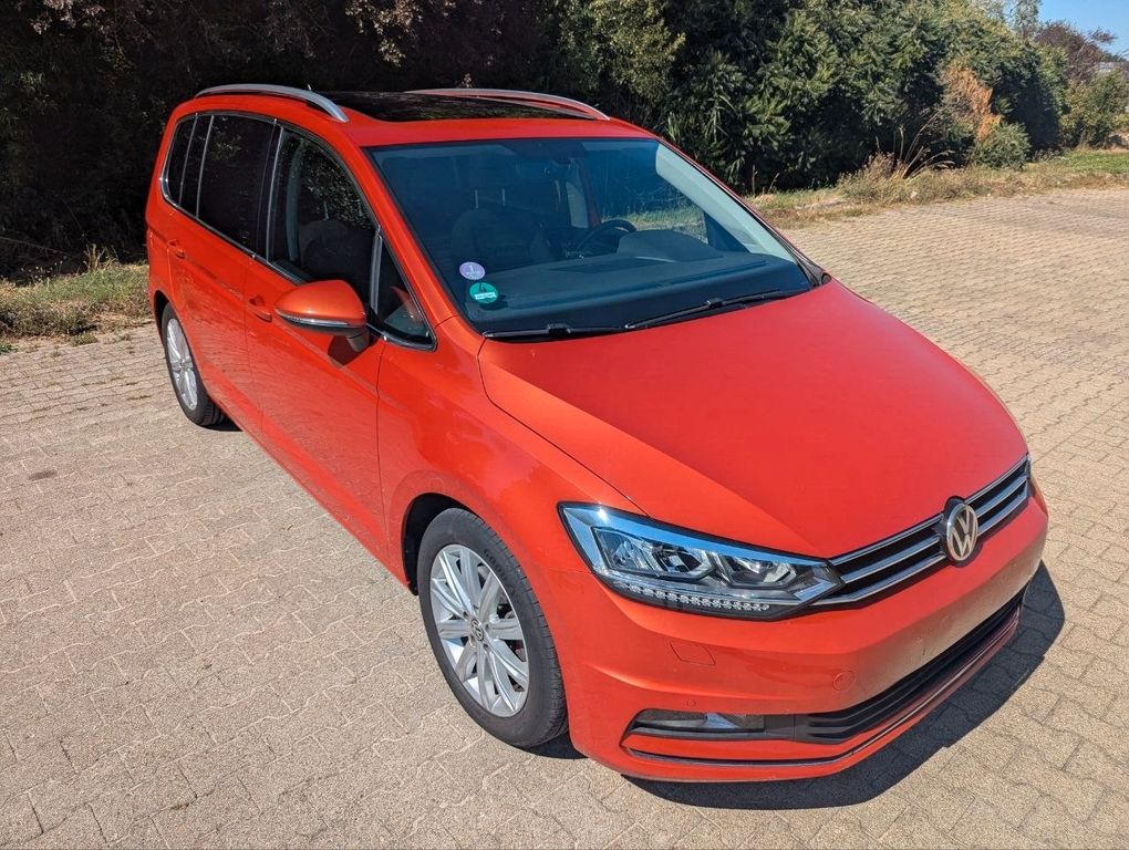 Image of Volkswagen Touran