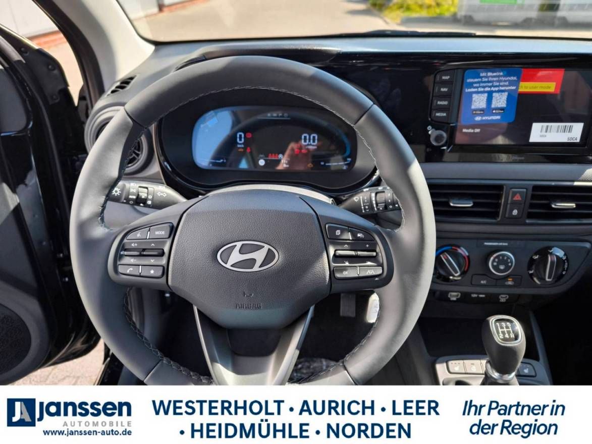 Fahrzeugabbildung Hyundai i10 Trend Komfortpaket PDC Rückfahrkamera Navi S