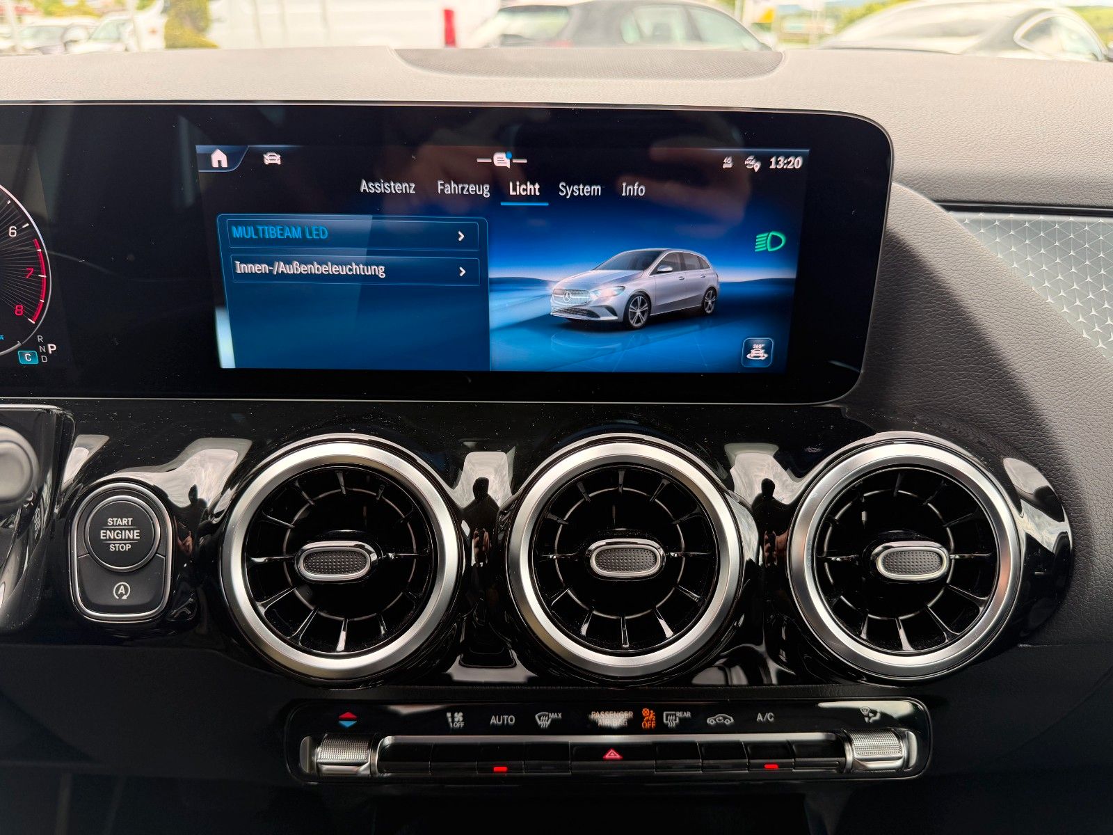 Fahrzeugabbildung Mercedes-Benz B 200 Progressive+AHK+MultiBeam+Memory+RFK+TotW
