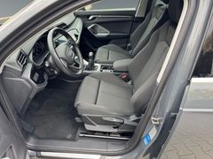 Fahrzeugabbildung Audi Q3 35 TFSI advanced ACC Lane AHK el.Klappe Alu