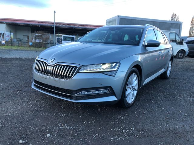 Skoda Superb Combi Style