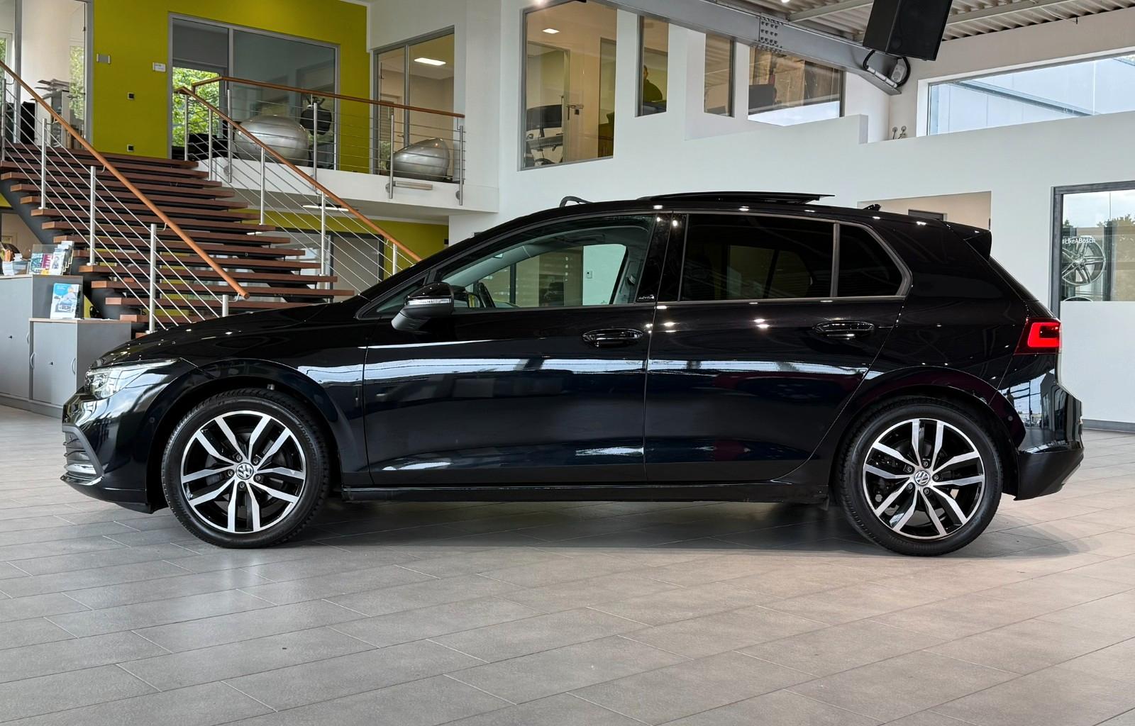 Volkswagen Golf VIII Lim. Active*AHK*Sportfahrwerk*HUD*, миниатюра 2