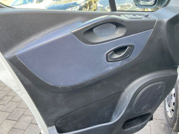 Opel Vivaro - 6